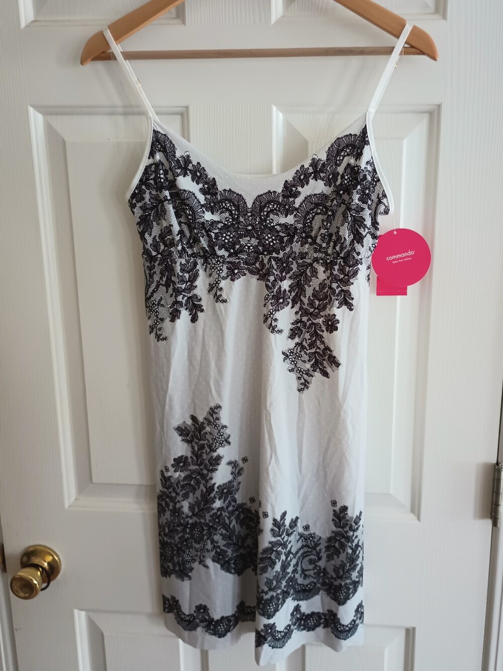 Commando Chemise Antique Lace Design Size Medium